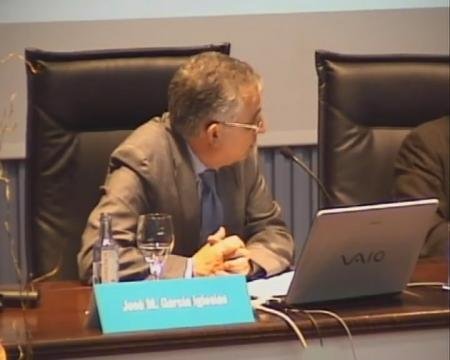 Jos&eacute; M. Garc&iacute;a Iglesias, departamento de Historia da Arte da Universidade de Santiago de Compostela
